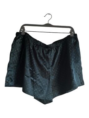 4/$20 Lilac & London Size XXL Size XXL Green Satin Polka Dot Lounge Shorts